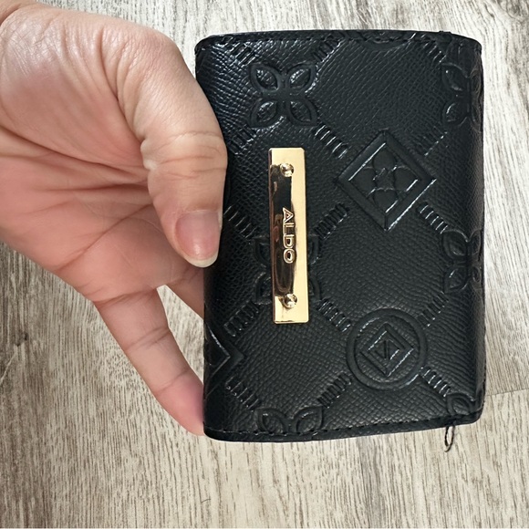 Aldo Black Textured Wallet/Keyholder with Gold Accent and Red Interior - Picture 2 of 8